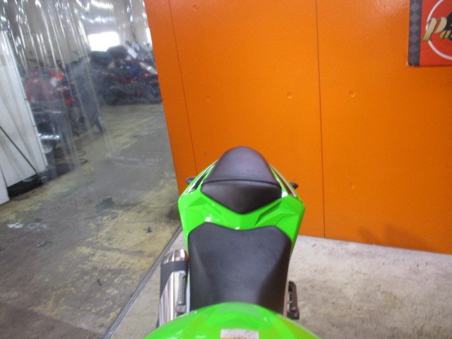 シートもこの通り破れもなければへたりもありません！来店が難しい方はお電話にて通販も可能ですよ！！